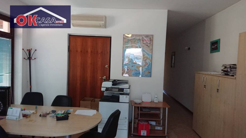 ufficio in affitto a Zevio