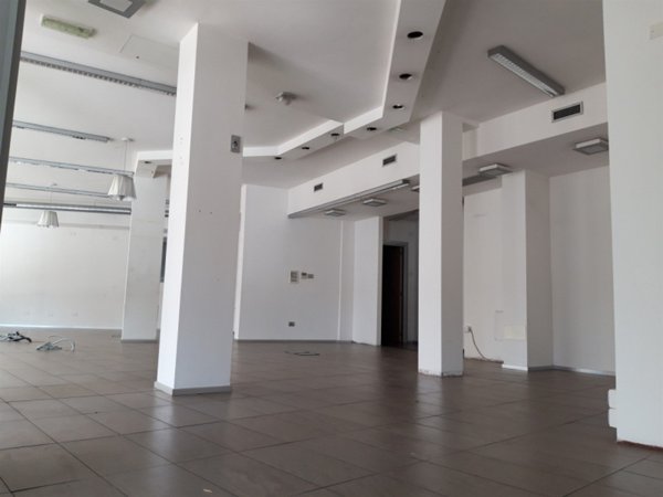negozio in affitto ad Altavilla Vicentina