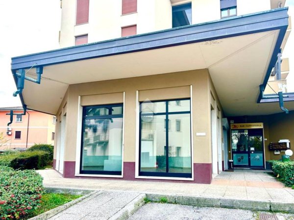 negozio in affitto ad Altavilla Vicentina