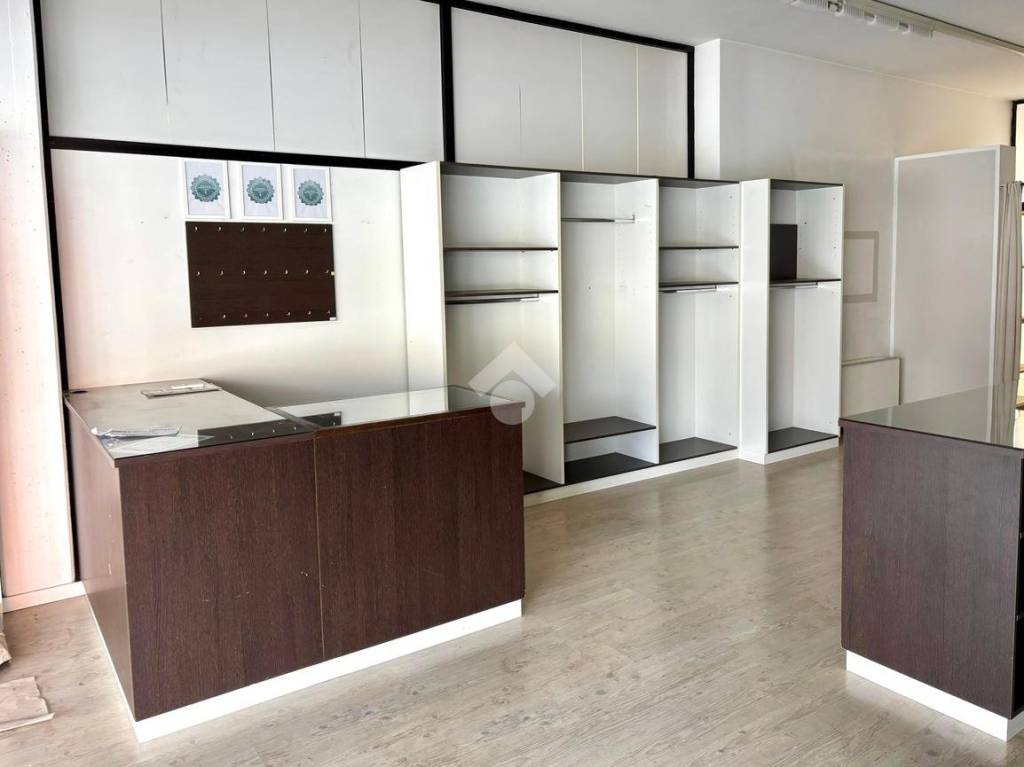 negozio in affitto ad Altavilla Vicentina