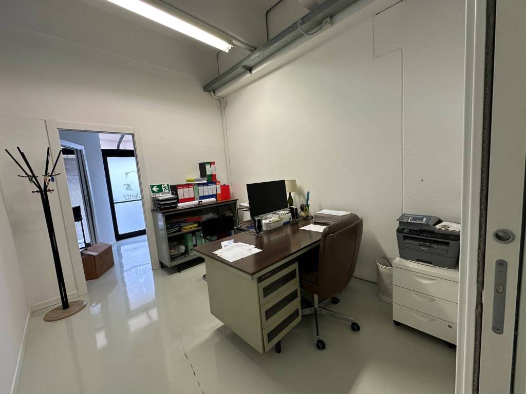 locale commerciale in affitto ad Altavilla Vicentina