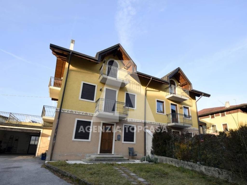 casa indipendente in affitto ad Asiago