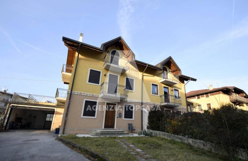 casa indipendente in affitto ad Asiago
