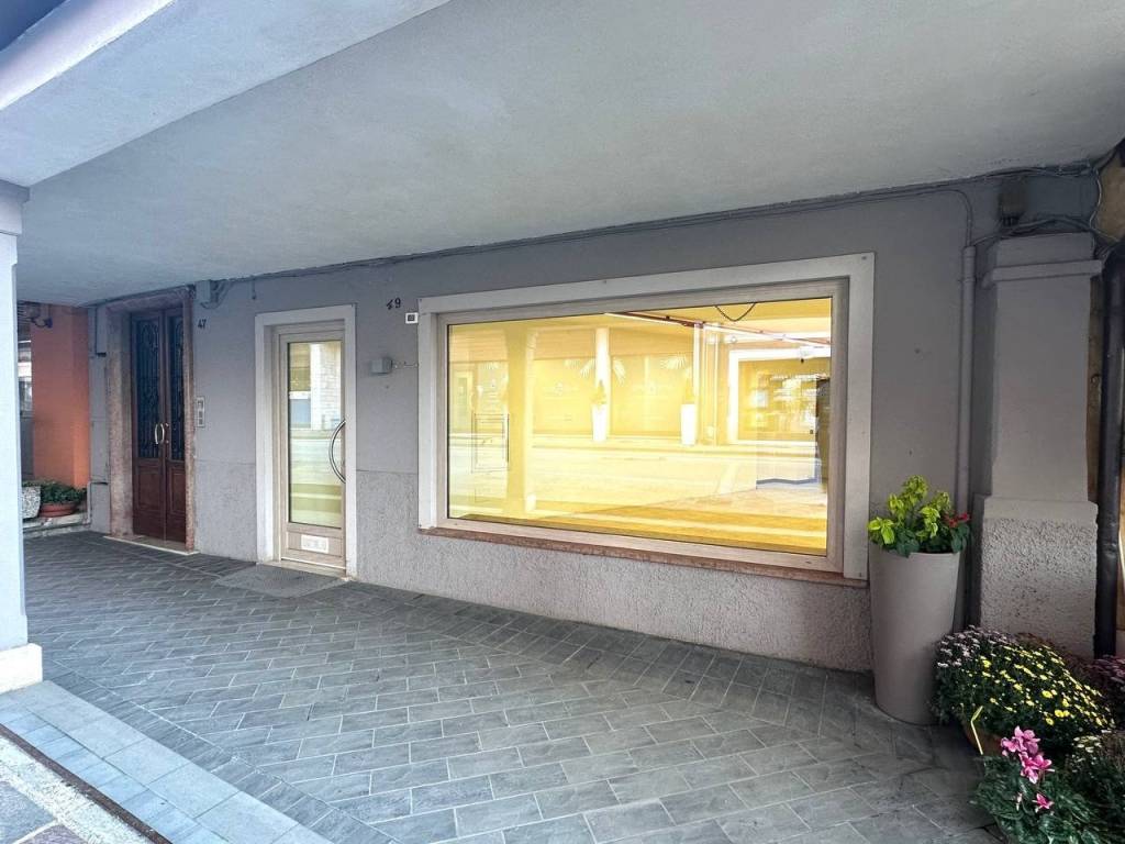 negozio in affitto ad Asiago