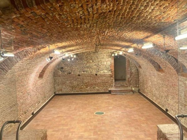 negozio in affitto a Bassano del Grappa