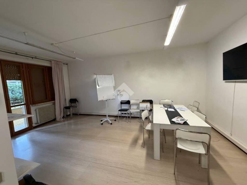 ufficio in affitto a Bassano del Grappa