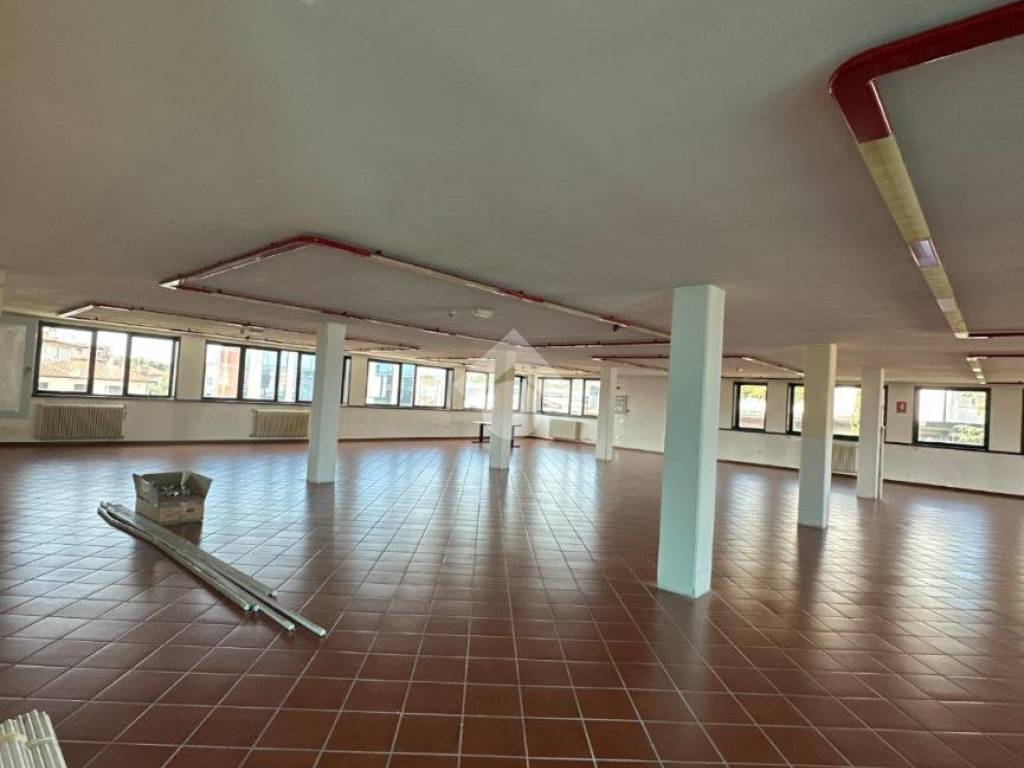 ufficio in affitto a Bassano del Grappa