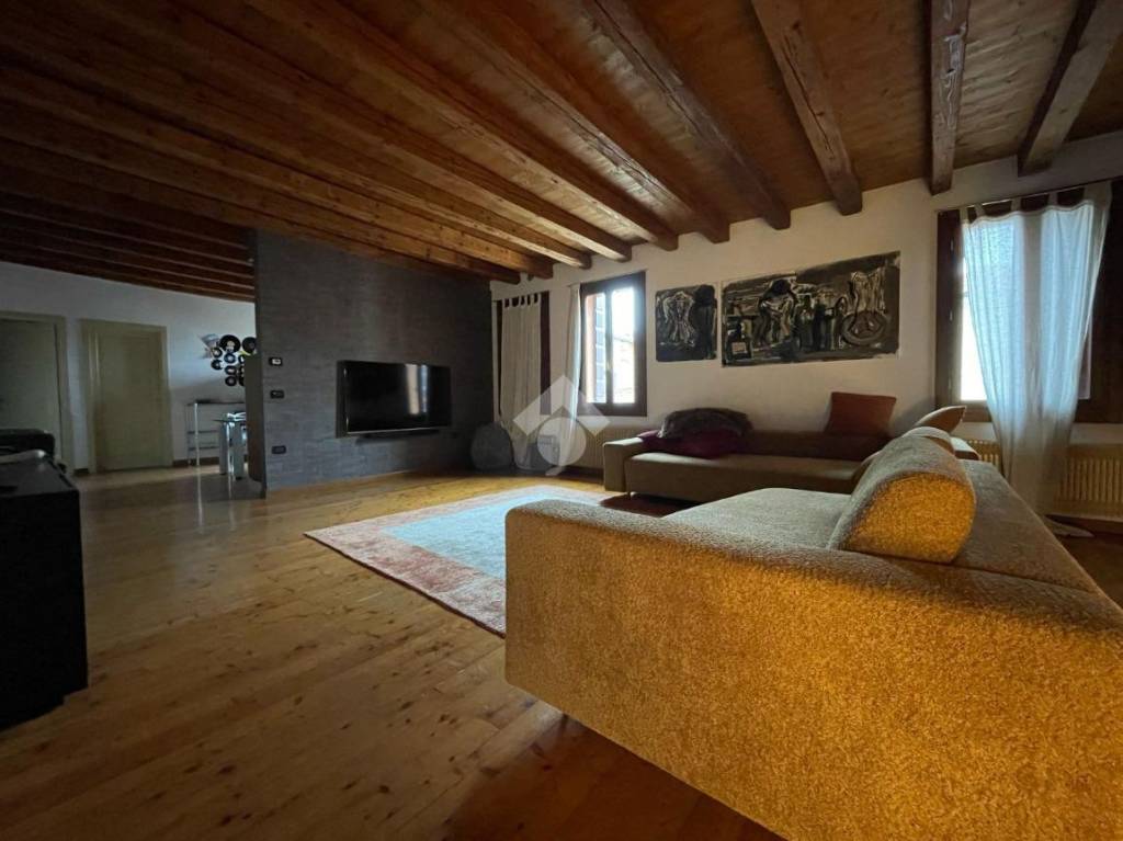 appartamento in affitto a Bassano del Grappa