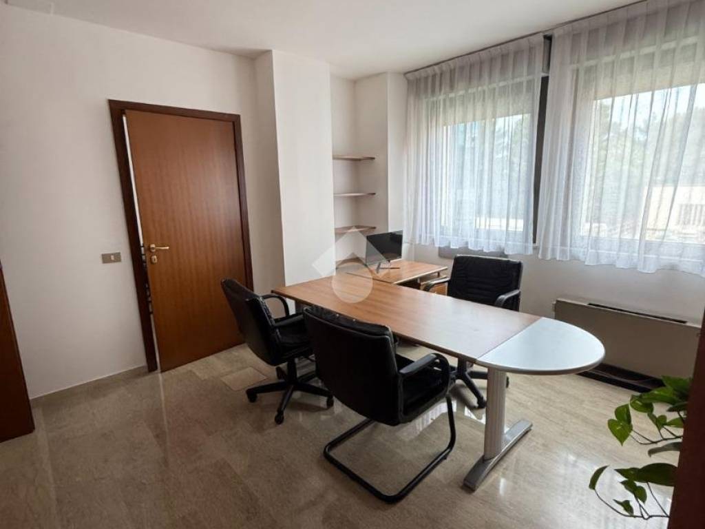 ufficio in affitto a Bassano del Grappa