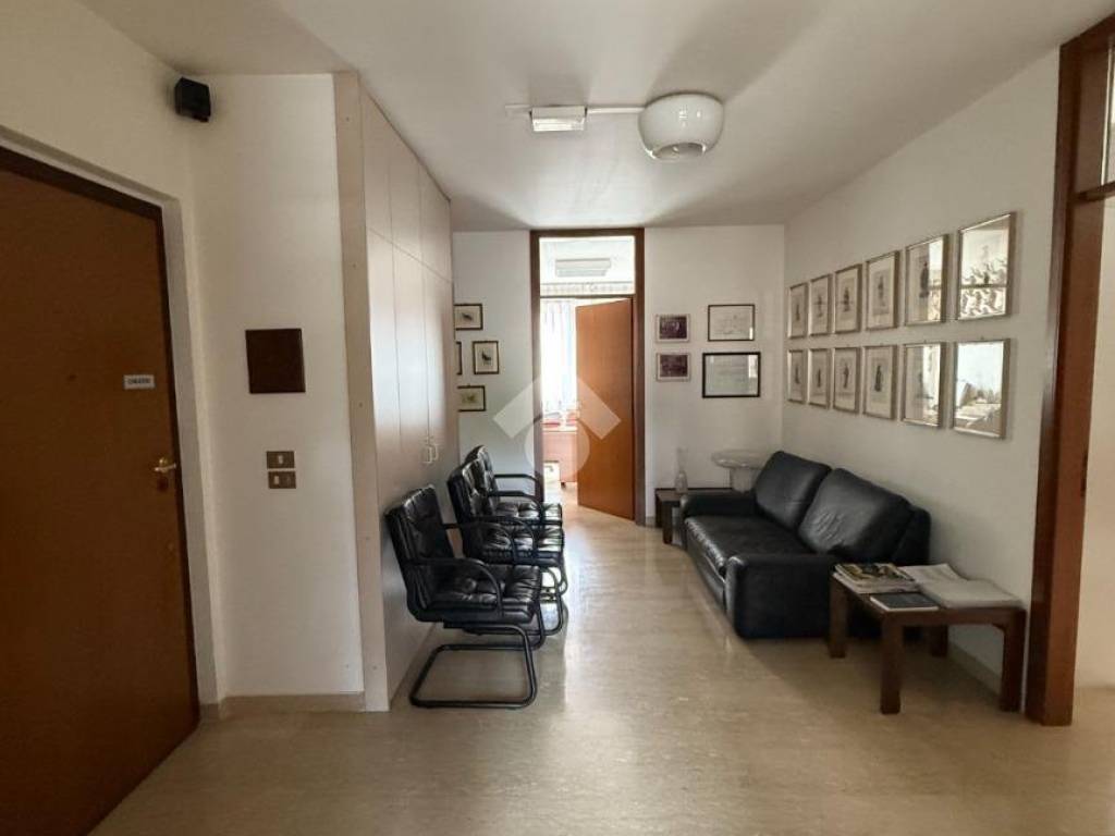 ufficio in affitto a Bassano del Grappa