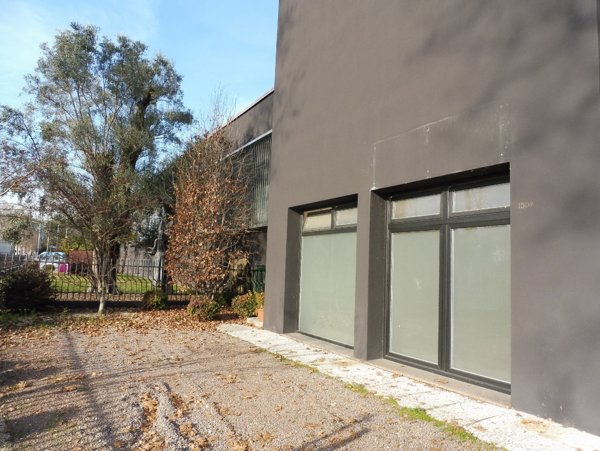 negozio in affitto a Bassano del Grappa