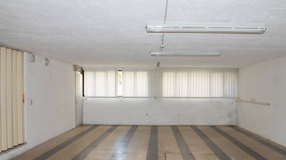 locale commerciale in affitto a Bassano del Grappa