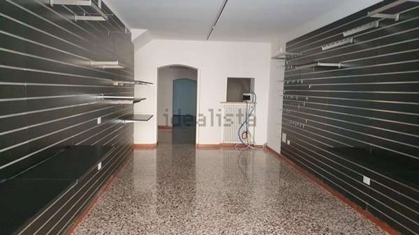 negozio in affitto a Bassano del Grappa