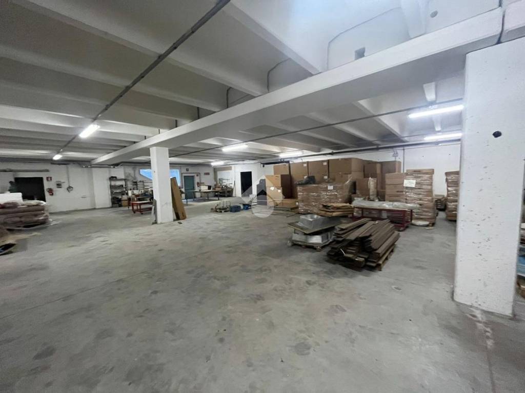 locale di sgombero in affitto a Bassano del Grappa