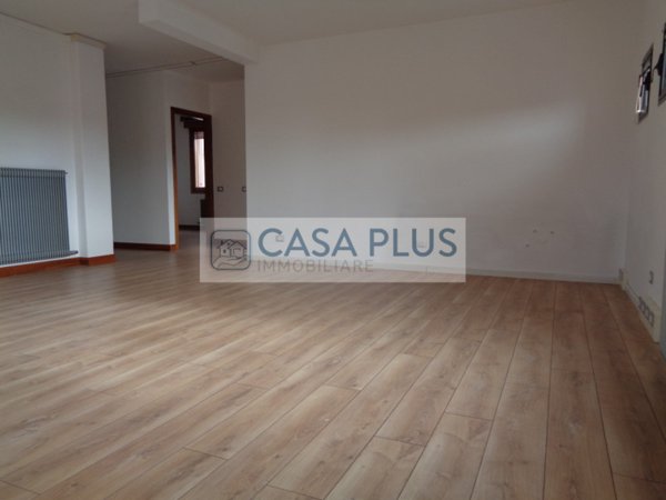 ufficio in affitto a Bassano del Grappa