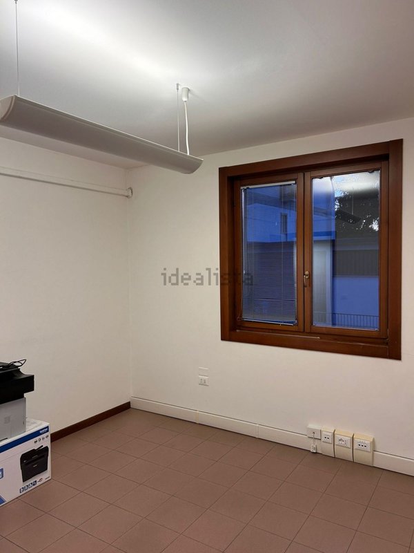 ufficio in affitto a Bassano del Grappa