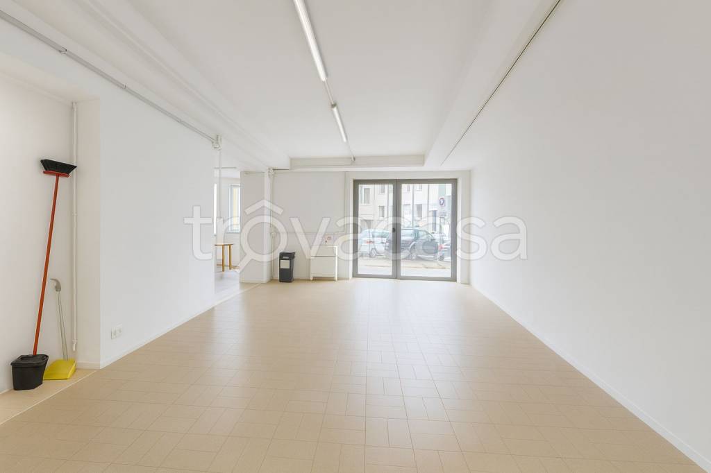 negozio in affitto a Bassano del Grappa