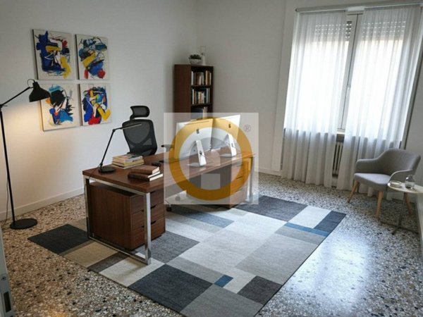 ufficio in affitto a Bassano del Grappa
