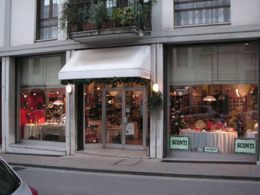 negozio in affitto a Bassano del Grappa