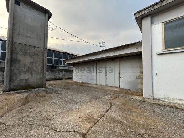 capannone in affitto a Bassano del Grappa in zona San Michele