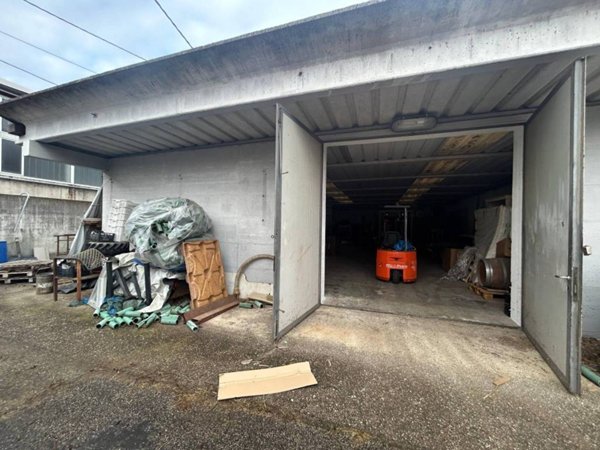 locale commerciale in affitto a Bassano del Grappa in zona San Michele