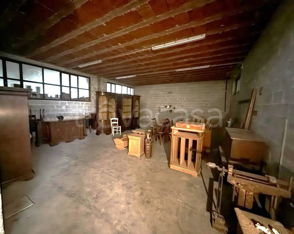 locale commerciale in affitto a Bassano del Grappa in zona Marchesane