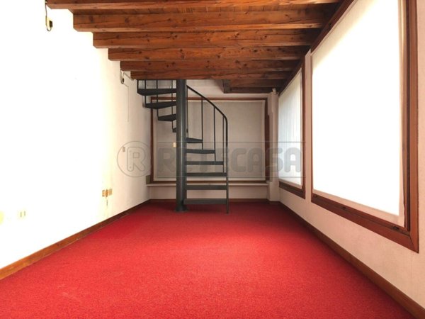 appartamento in affitto a Bassano del Grappa