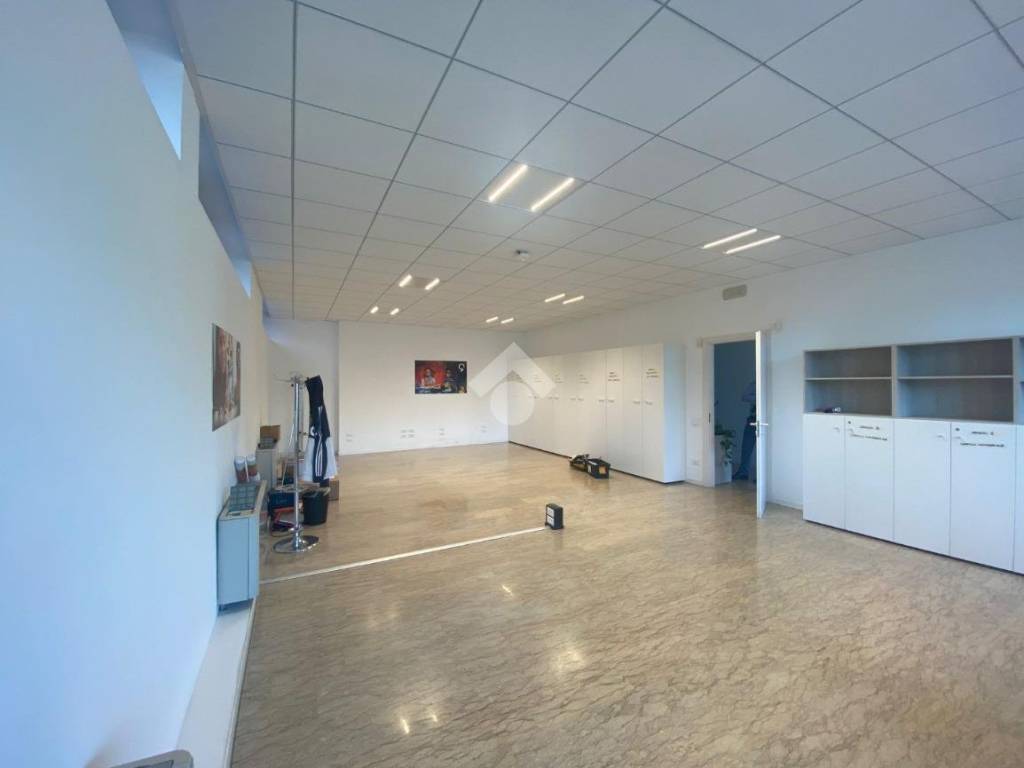 ufficio in affitto a Bassano del Grappa