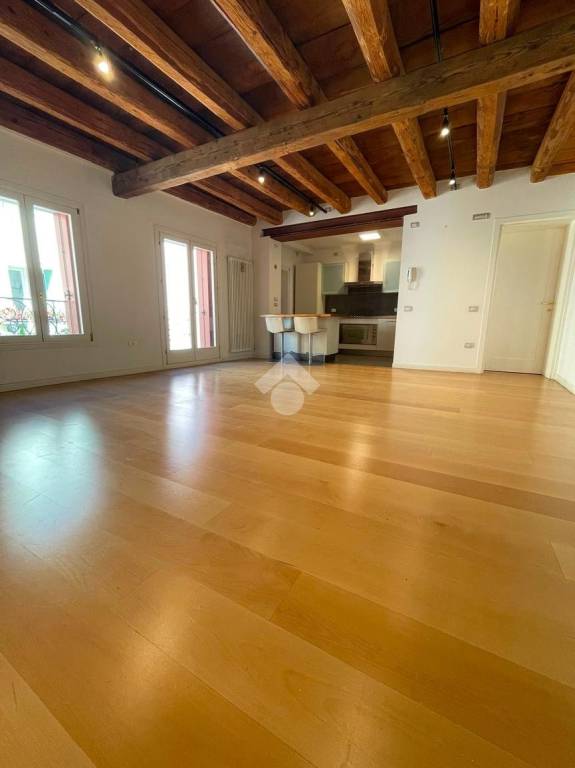 appartamento in affitto a Bassano del Grappa