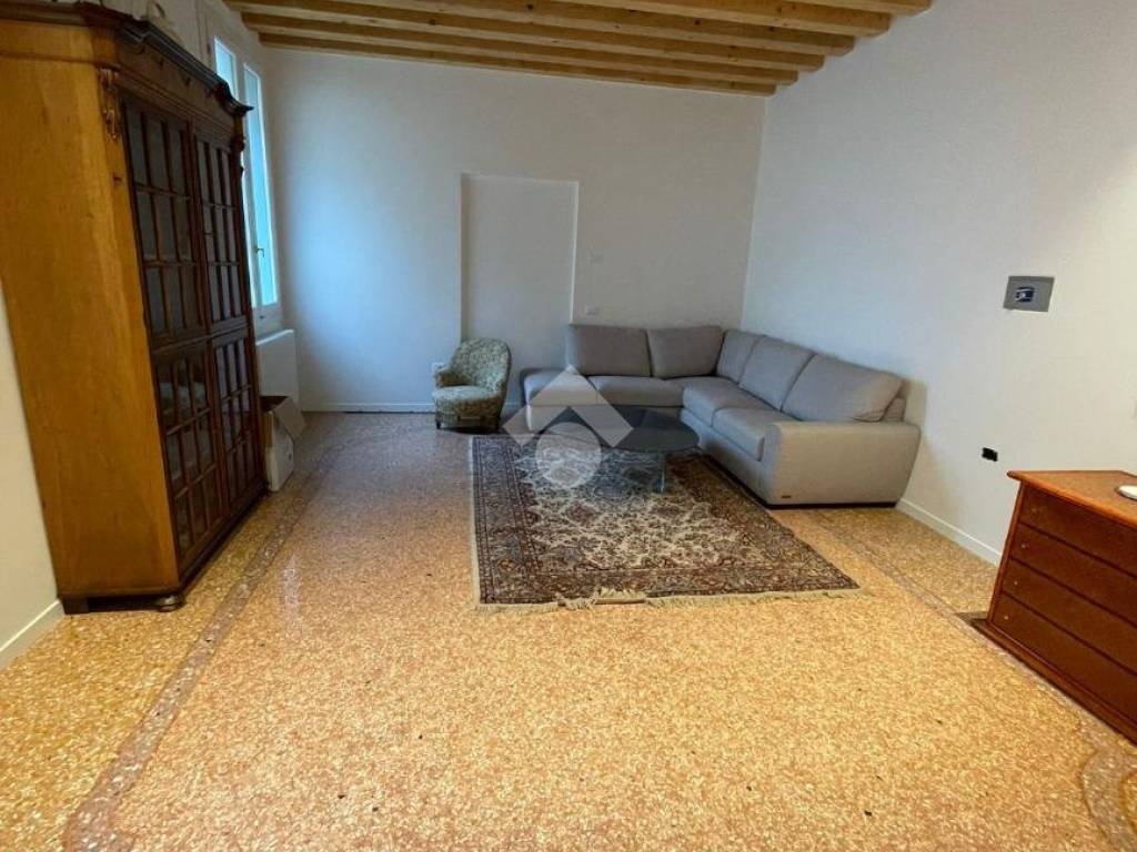 appartamento in affitto a Bassano del Grappa