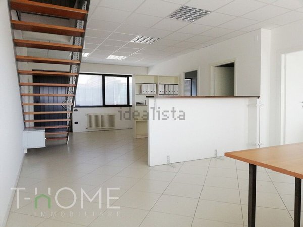 ufficio in affitto a Bassano del Grappa