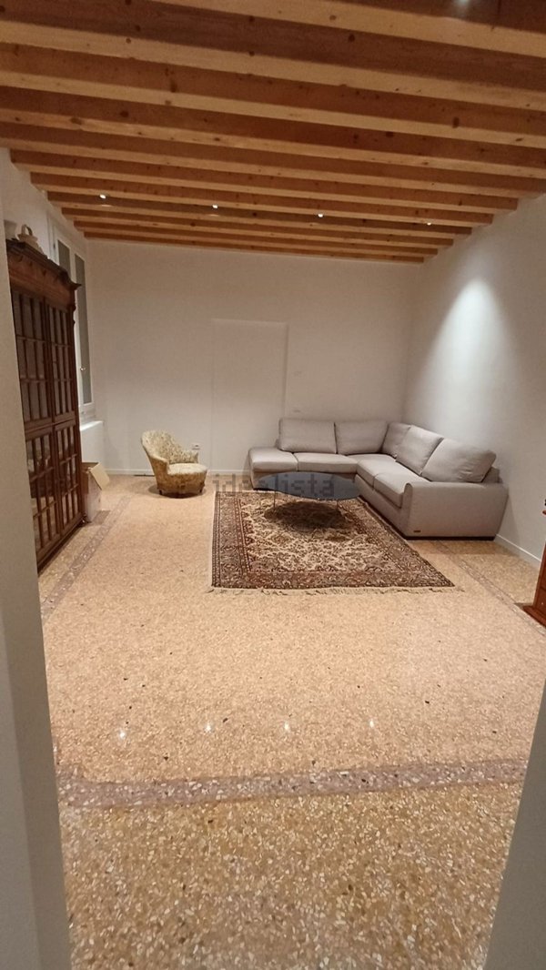 appartamento in affitto a Bassano del Grappa