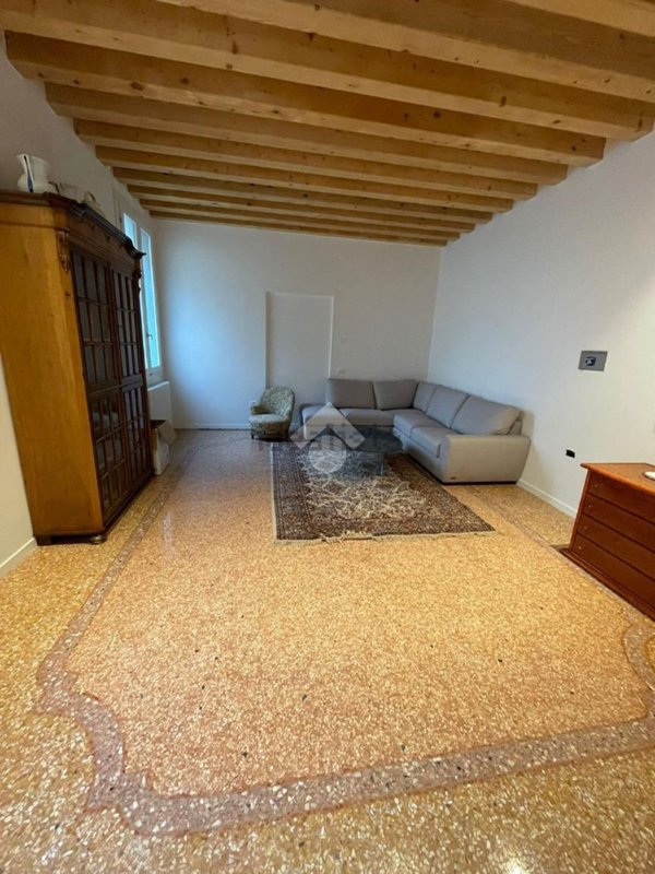 appartamento in affitto a Bassano del Grappa