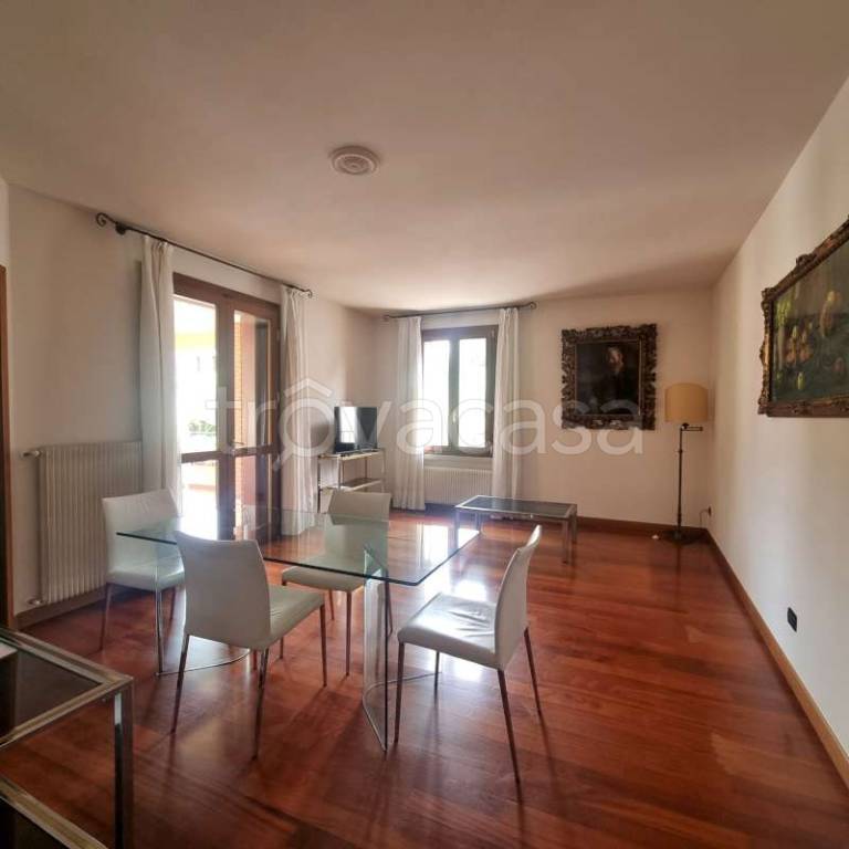 appartamento in affitto a Bassano del Grappa