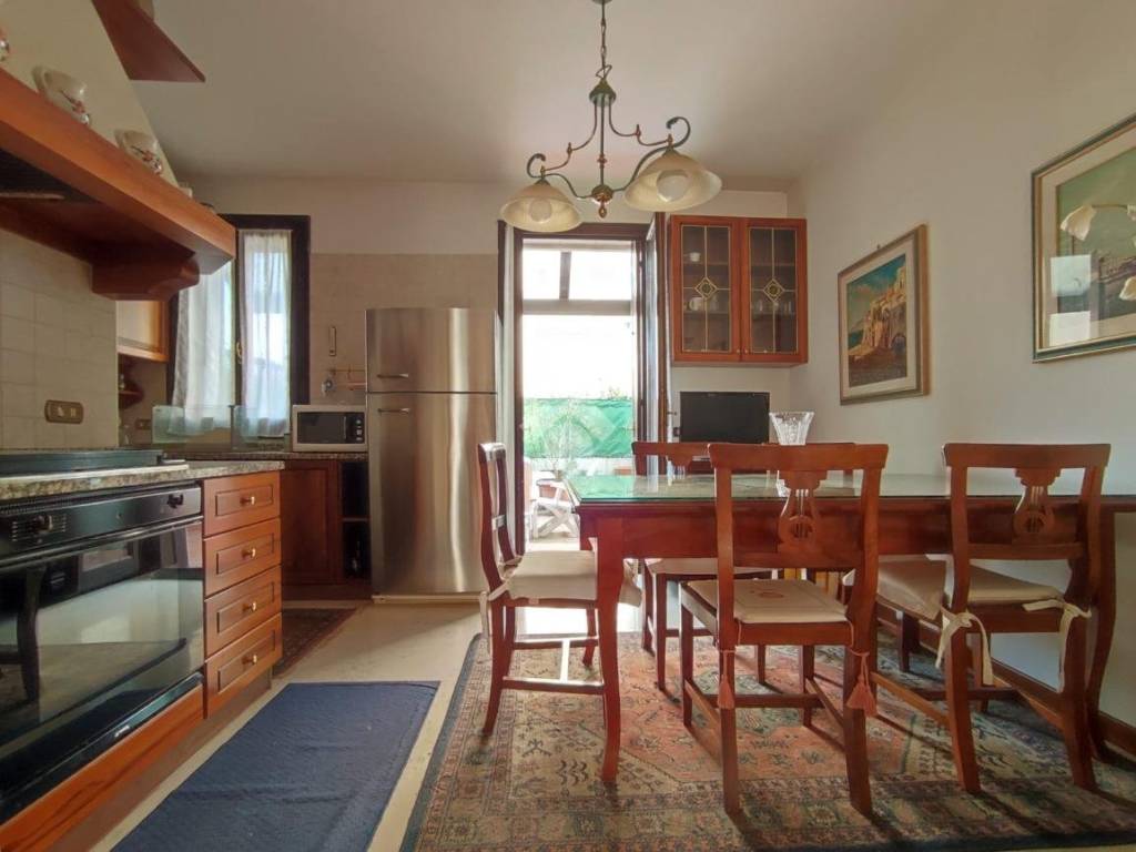 casa indipendente in affitto a Bassano del Grappa