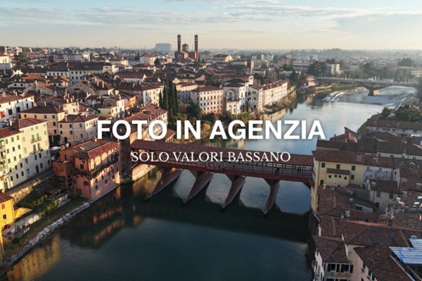 negozio in affitto a Bassano del Grappa
