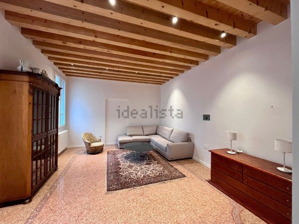 appartamento in affitto a Bassano del Grappa
