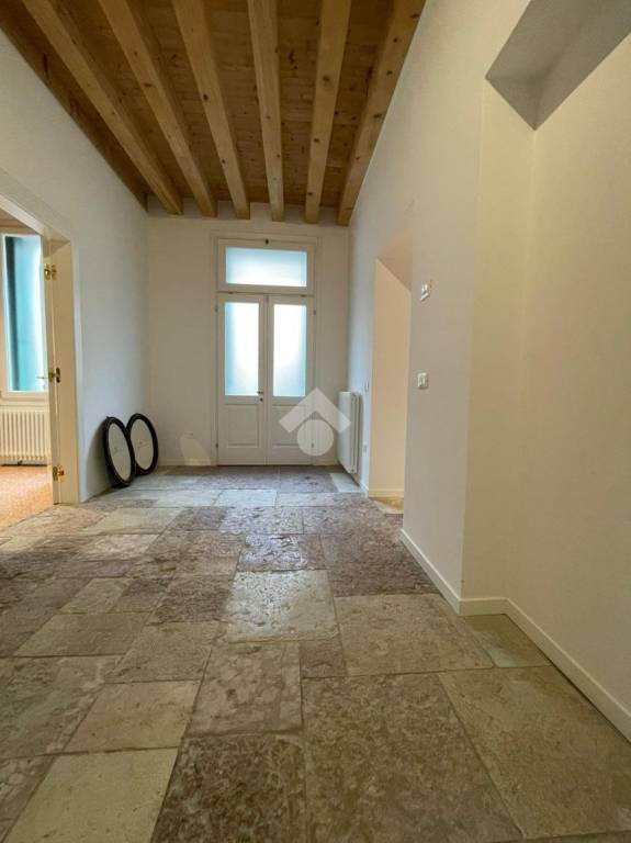 appartamento in affitto a Bassano del Grappa