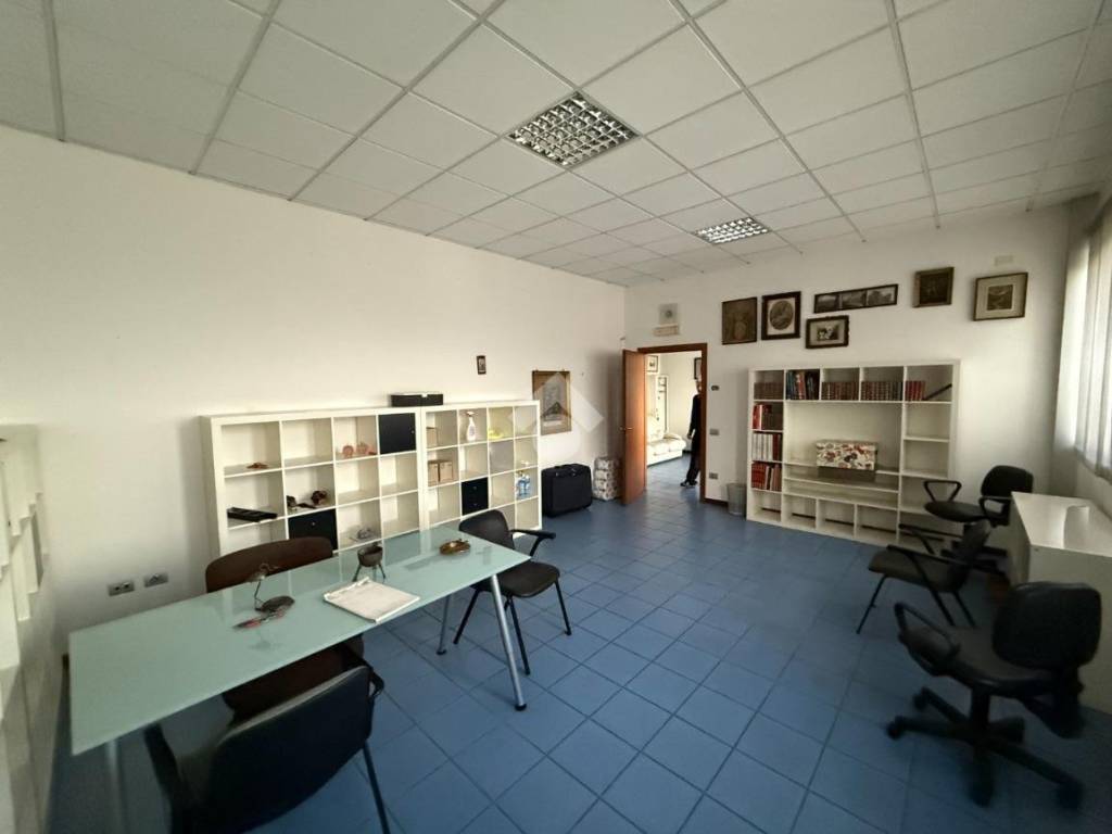 ufficio in affitto a Bassano del Grappa