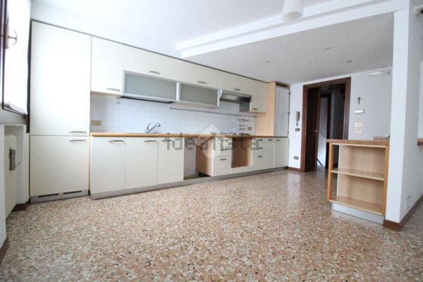 casa indipendente in affitto a Bassano del Grappa