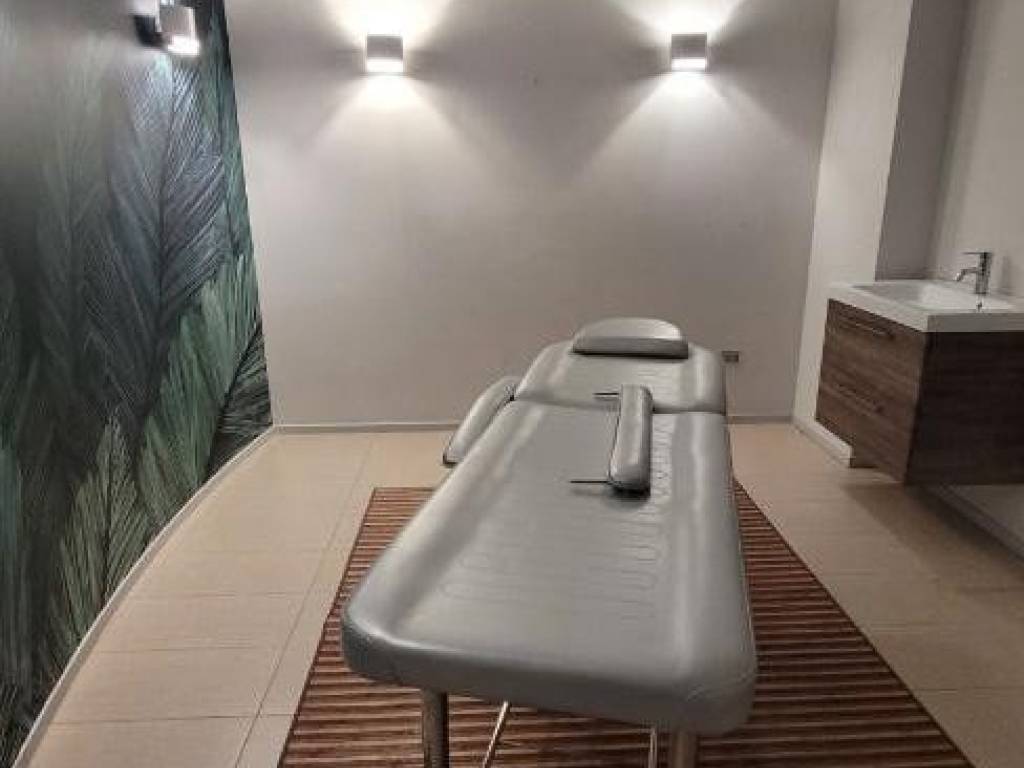 negozio in affitto a Bassano del Grappa