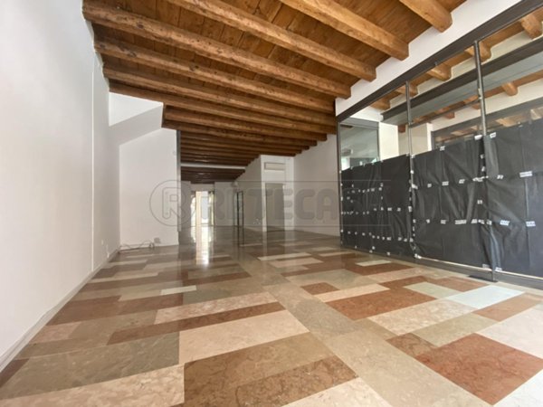 appartamento in affitto a Bassano del Grappa