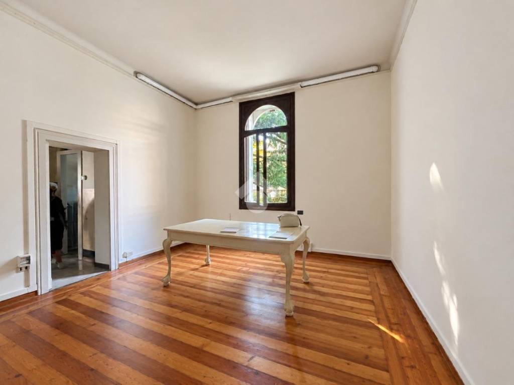 ufficio in affitto a Bassano del Grappa
