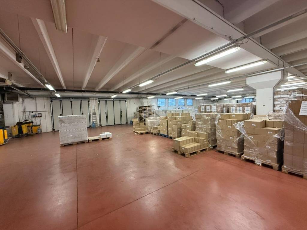 capannone in affitto a Bolzano Vicentino