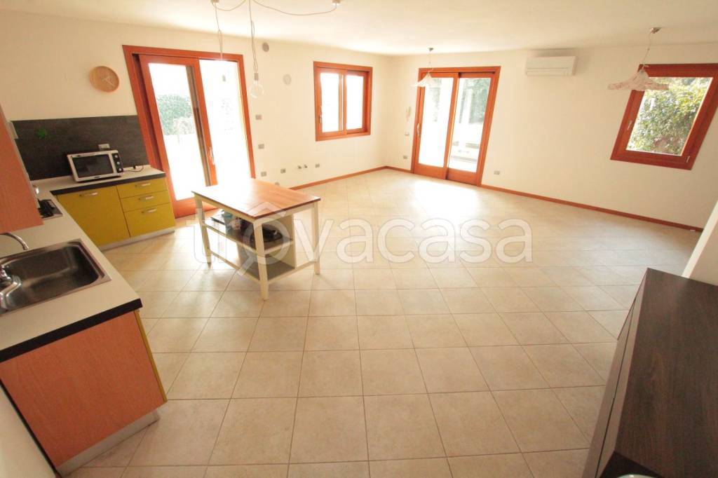 casa indipendente in affitto a Bolzano Vicentino