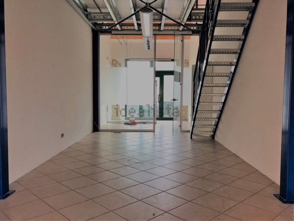 locale commerciale in affitto a Brendola