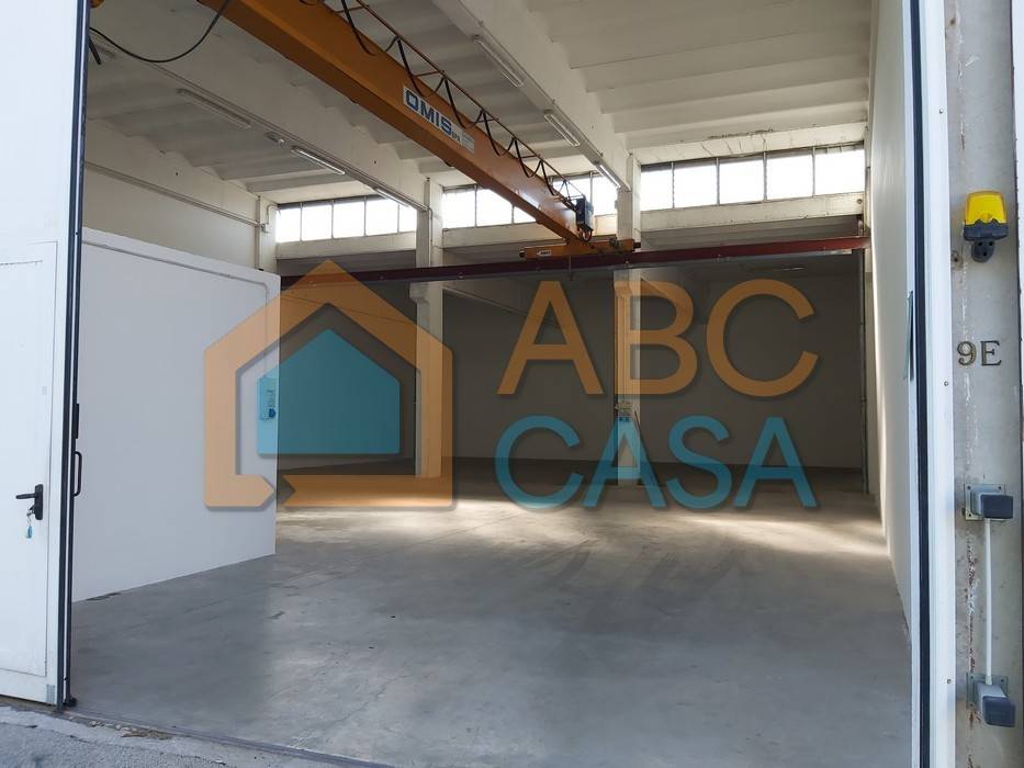 locale commerciale in affitto a Brendola