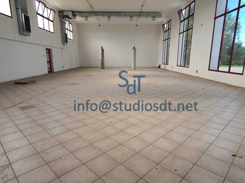 locale commerciale in affitto a Bressanvido