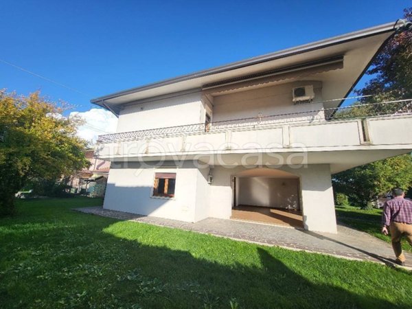 casa indipendente in affitto a Caldogno