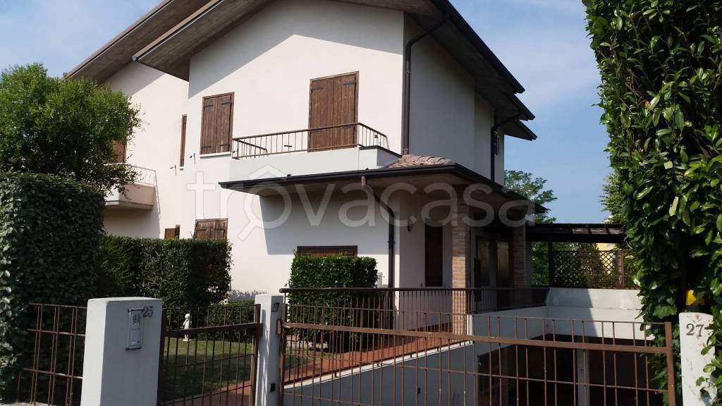 casa indipendente in affitto a Caldogno in zona Rettorgole